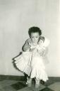 Mª Jesús López con su muñeca - Año: 1963 - Cedida por: Carmen Portero Lejarriaga - Autor: Desconocido