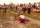 Carrera ciclista, actividad programada con motivo de la celebración del día de San Marcos. - Año: 1984 - Autor: Edelmiro A. Galván Villamandos